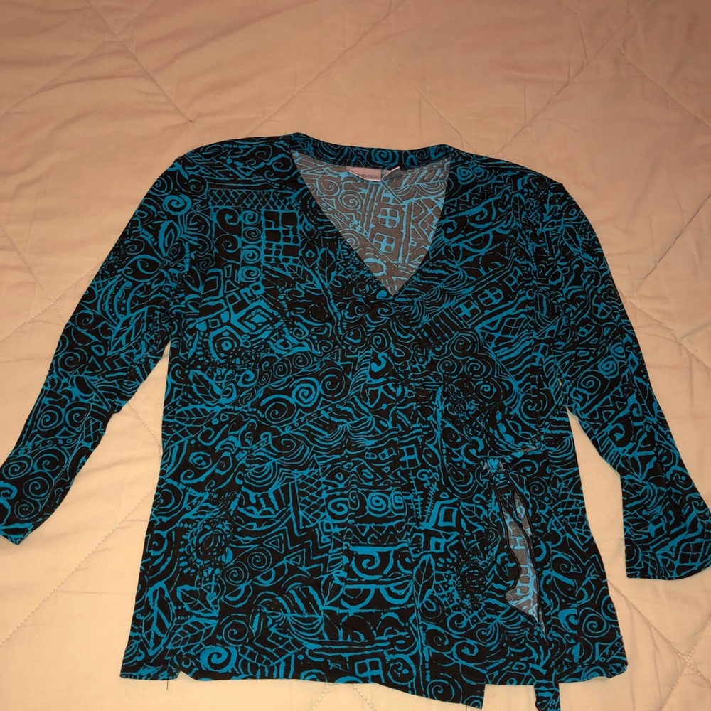 Black and blue 3/4 sleeve Chico’s blouse